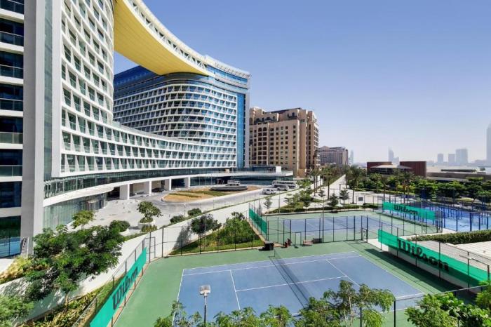 Dubai luxury hotels burj arab jumeirah al Luxury Hotels in Dubai with Private Beach Access